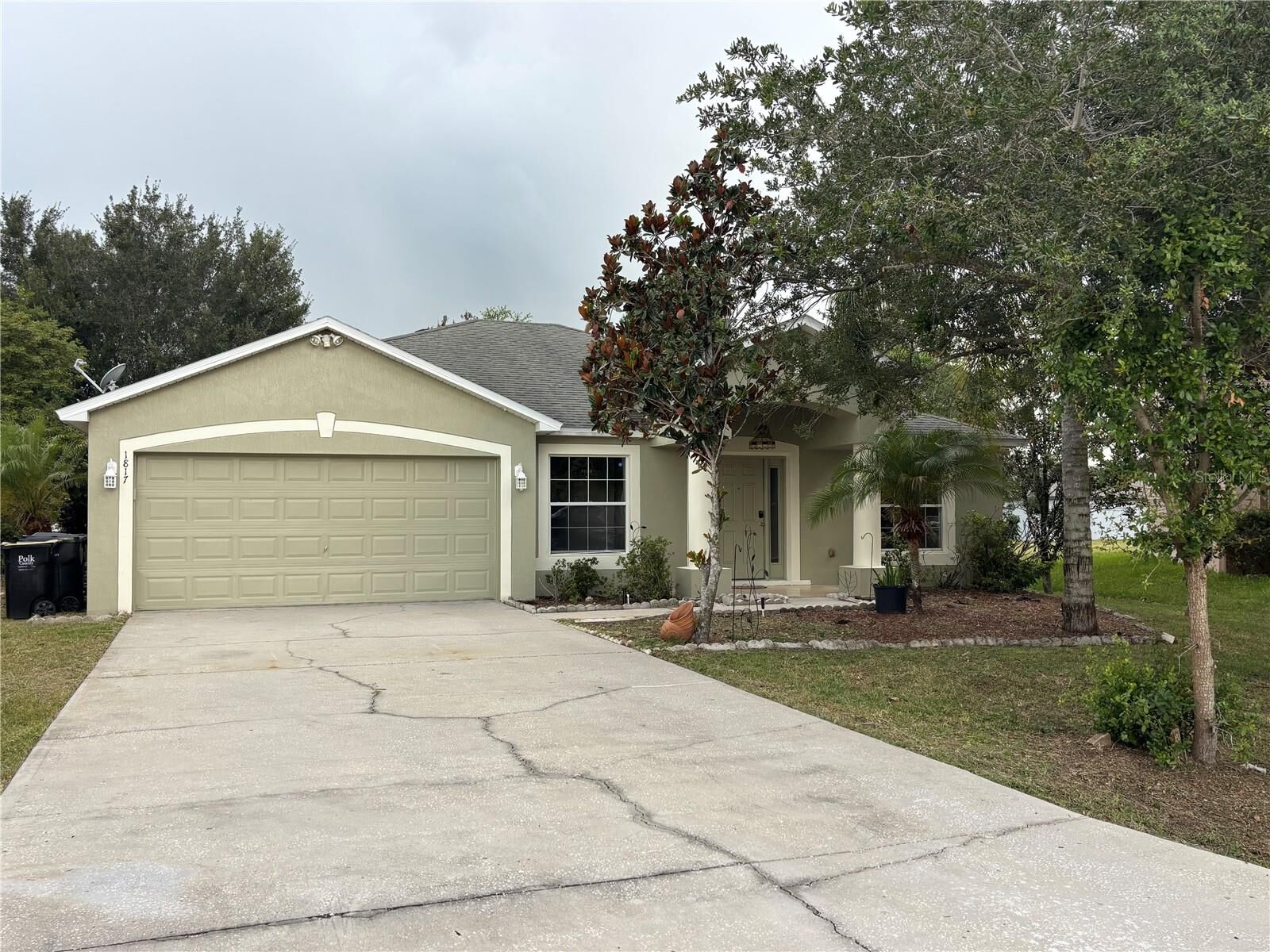 Property Photo: 1817 Hudson Drive FL 34759