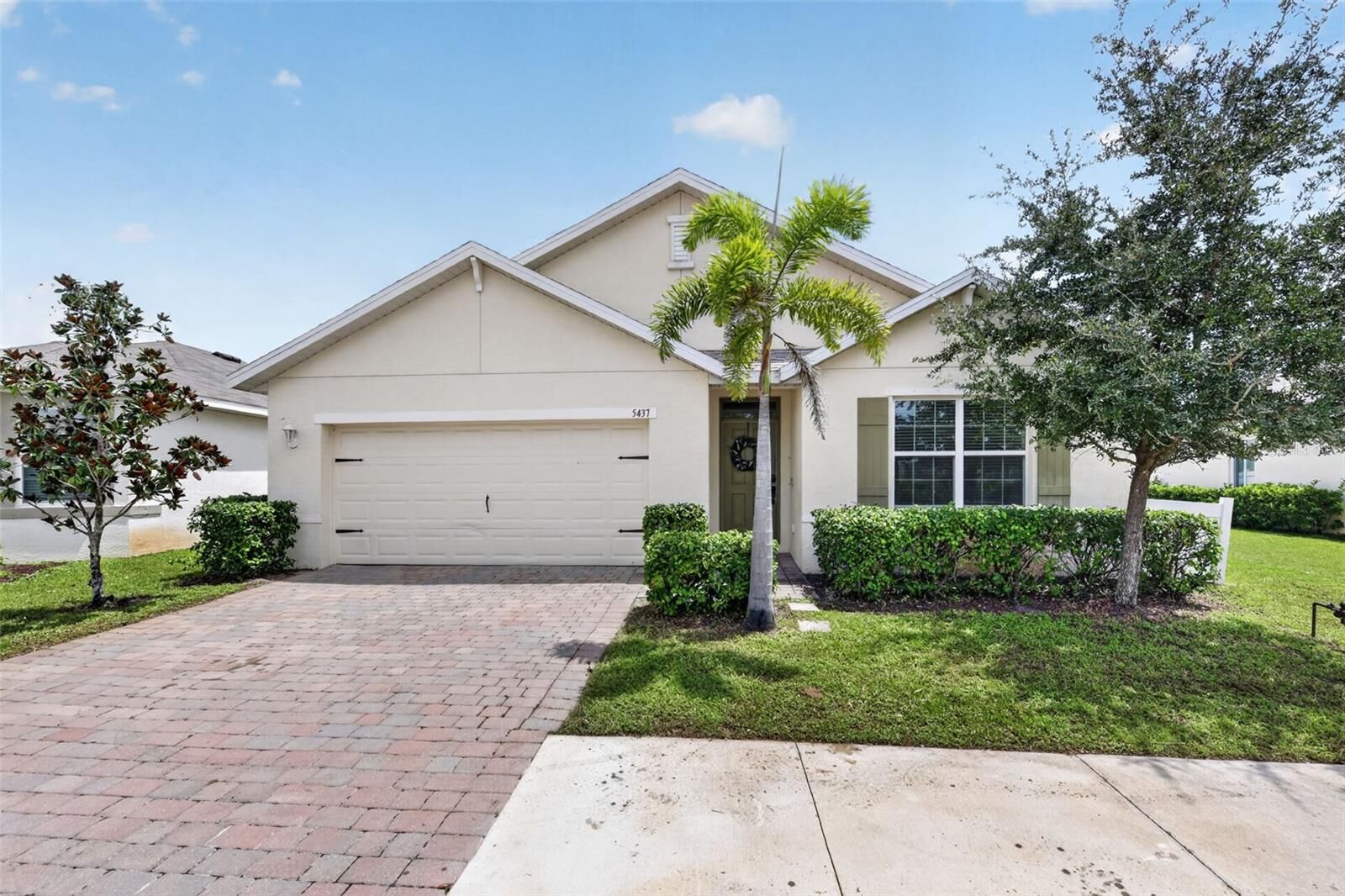 Property Photo: 5437 Shell Mound Circle FL 33982