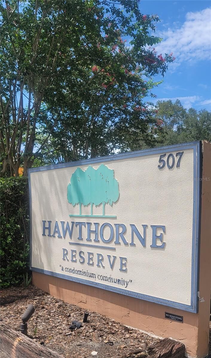 Property Photo: 507 NW 39th Road 122 FL 32607