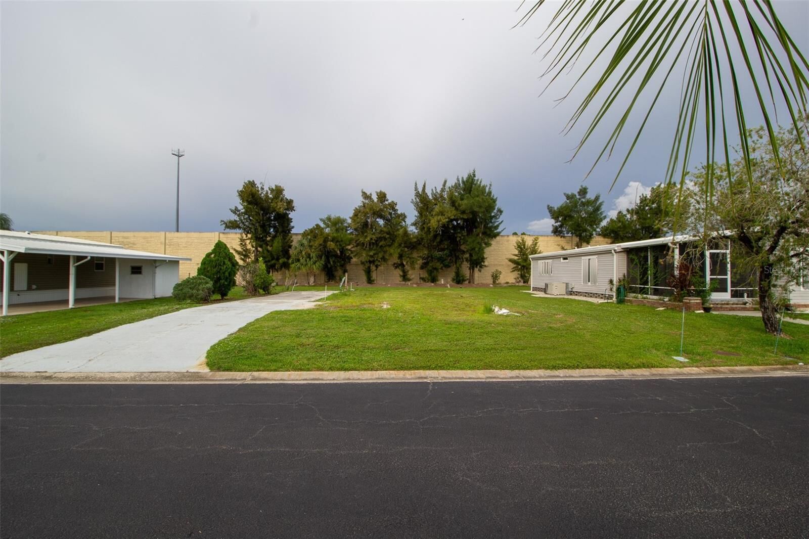 Property Photo:  1000 Kings Highway 356  FL 33980 