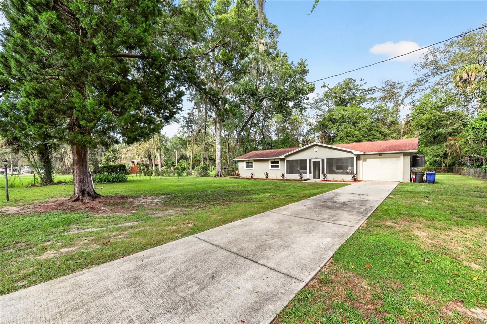 Property Photo:  1920 NW 15th Avenue  FL 34428 