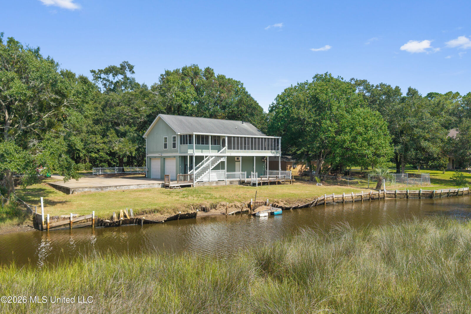 Property Photo: 2119 E Simmons Bayou Drive MS 39564