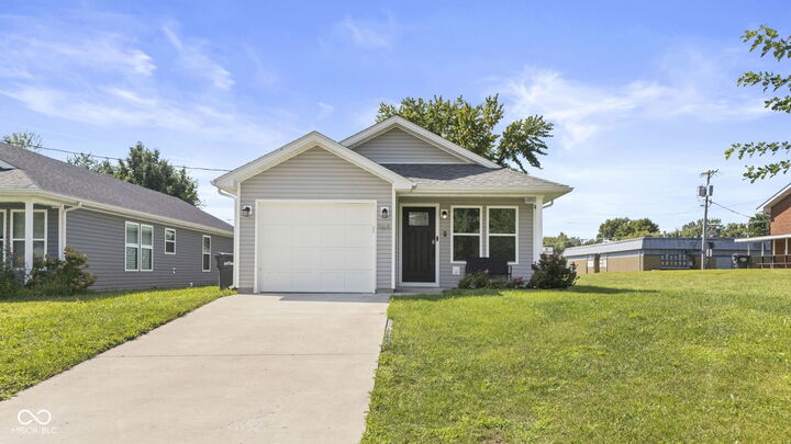 Property Photo: 965 Wooded Trail IN 47170