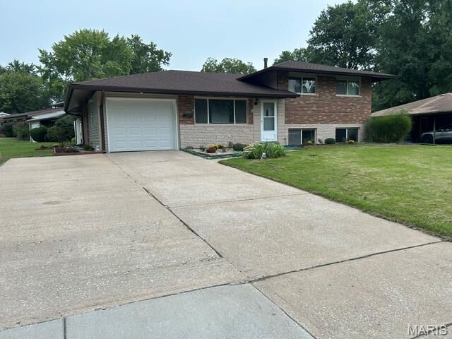 Property Photo: 1925 Apple Blossom Court MO 63031