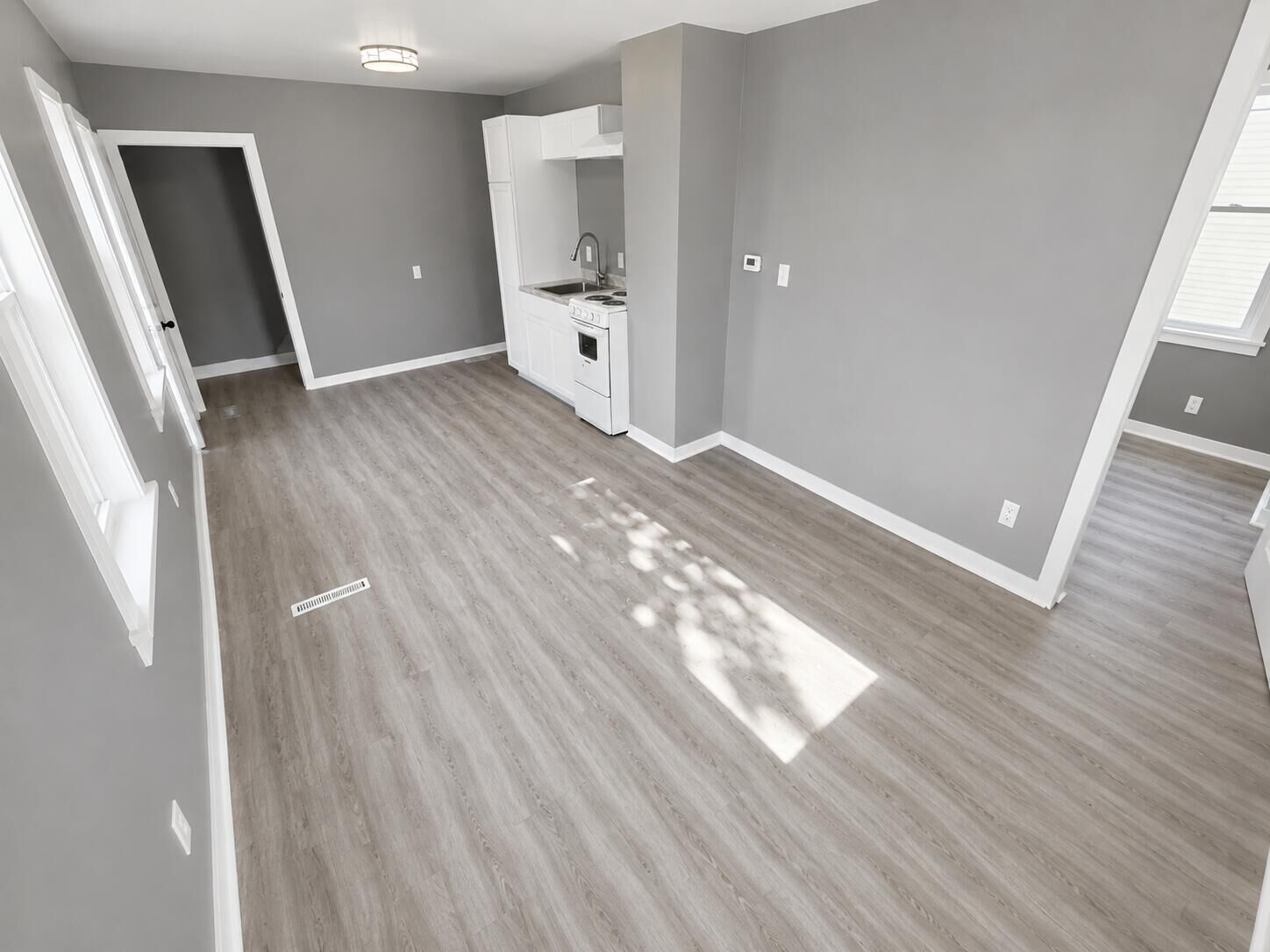 Property Photo:  1019 N 12th St  WI 53081 