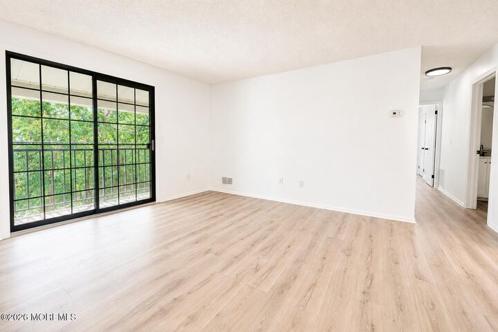 Property Photo: 148 Sussex Place NJ 08205