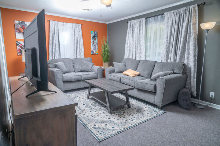 Property Photo:  1207 S Anderson Street  IL 61801 