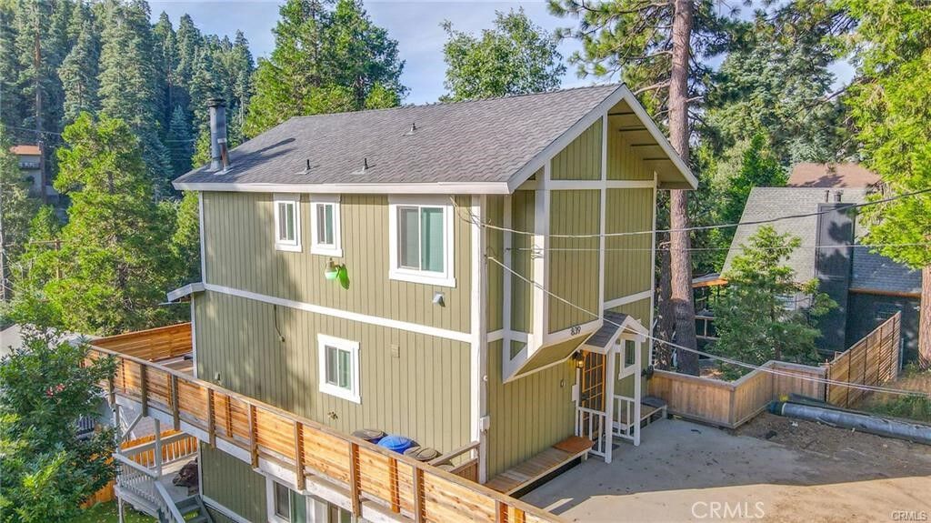 Property Photo: 839 Virginia Court CA 92352