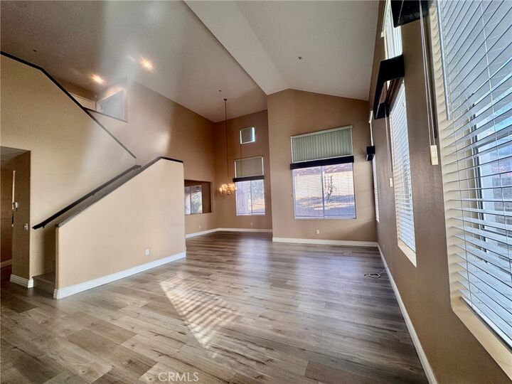 Property Photo:  14880 Southend Street  CA 92336 