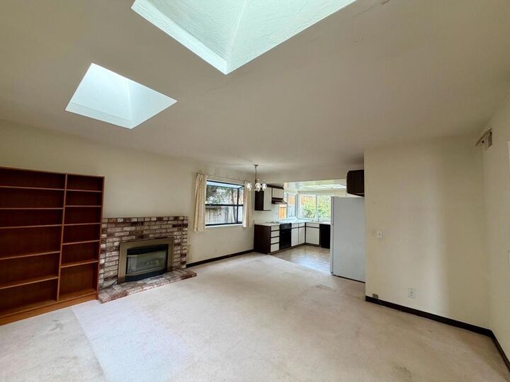 Property Photo: 413 Kehoe Avenue CA 94019