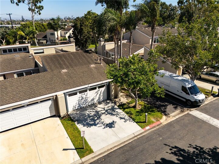 Property Photo: 19510 Sandcastle Ln CA 92648