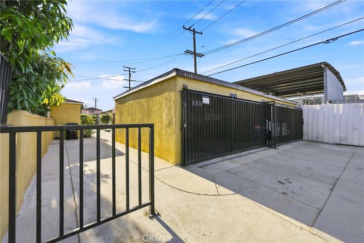 Property Photo:  5115 Loma Vista  CA 90270 
