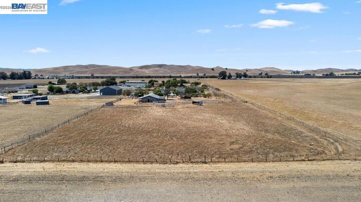 Property Photo:  4767 Bel Roma Rd  CA 94551 