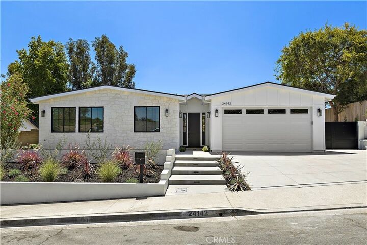 Property Photo:  24142 Amurro  CA 92691 