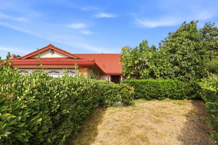 Property Photo: 3624 Bridal Place Court CA 95121