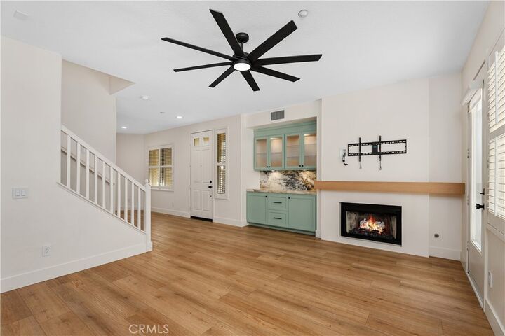 Property Photo: 252 Knoll Lake CA 92692