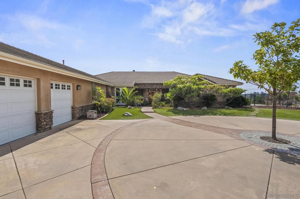 Property Photo:  2255 Grace Lamay Terrace  CA 92019 