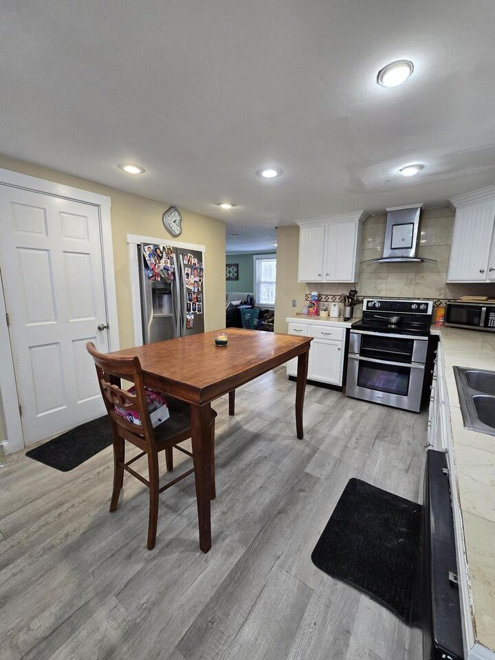 Property Photo: 51 Lenox Street ME 04073