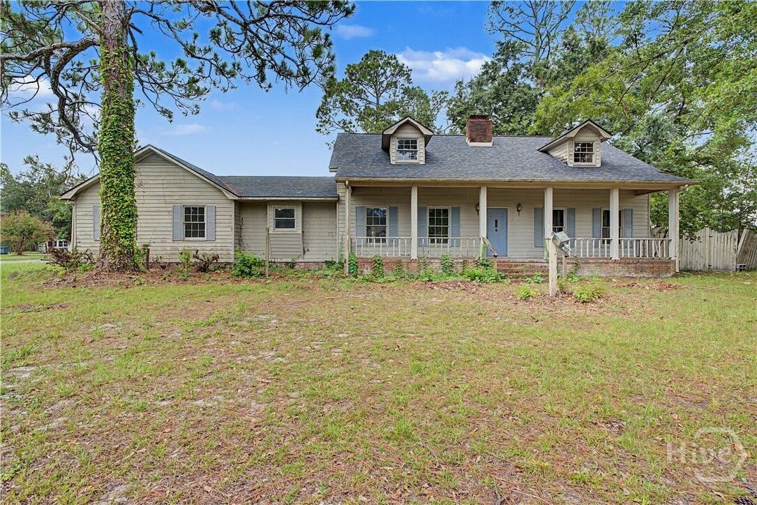 Property Photo:  307 Glynn Street  GA 31545 