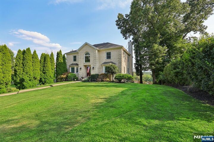 Property Photo: 17 Rosenbrook Drive NJ 07035