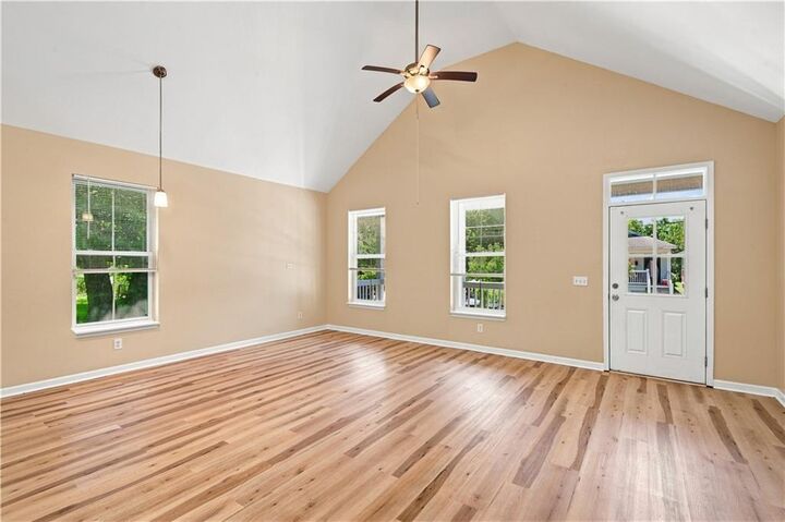 Property Photo: 5415 Urquhart Street LA 70117