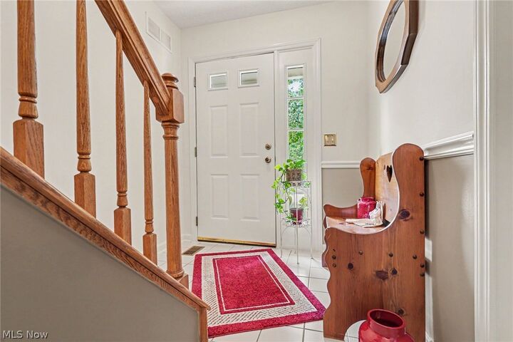 Property Photo: 147 Marwyck Place Lane Place OH 44067