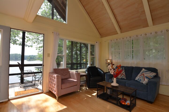 Property Photo:  19 Hummingbird Lane  NH 03244 