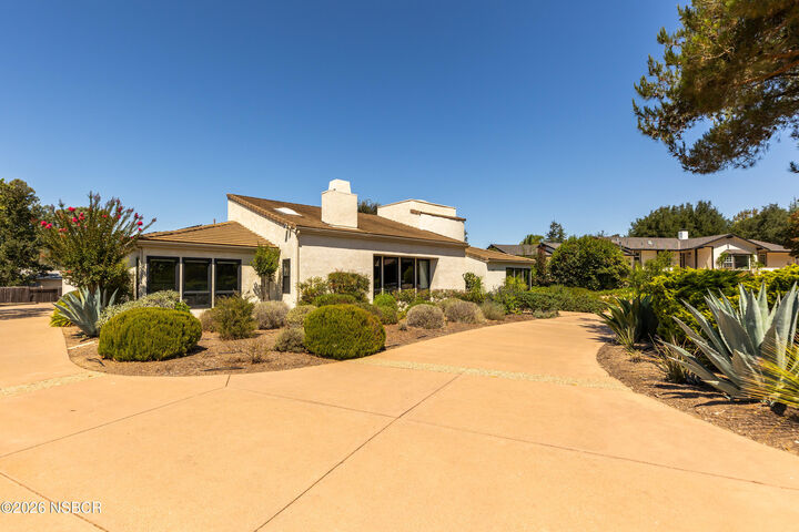 Property Photo:  945 Nysted Drive  CA 93463 