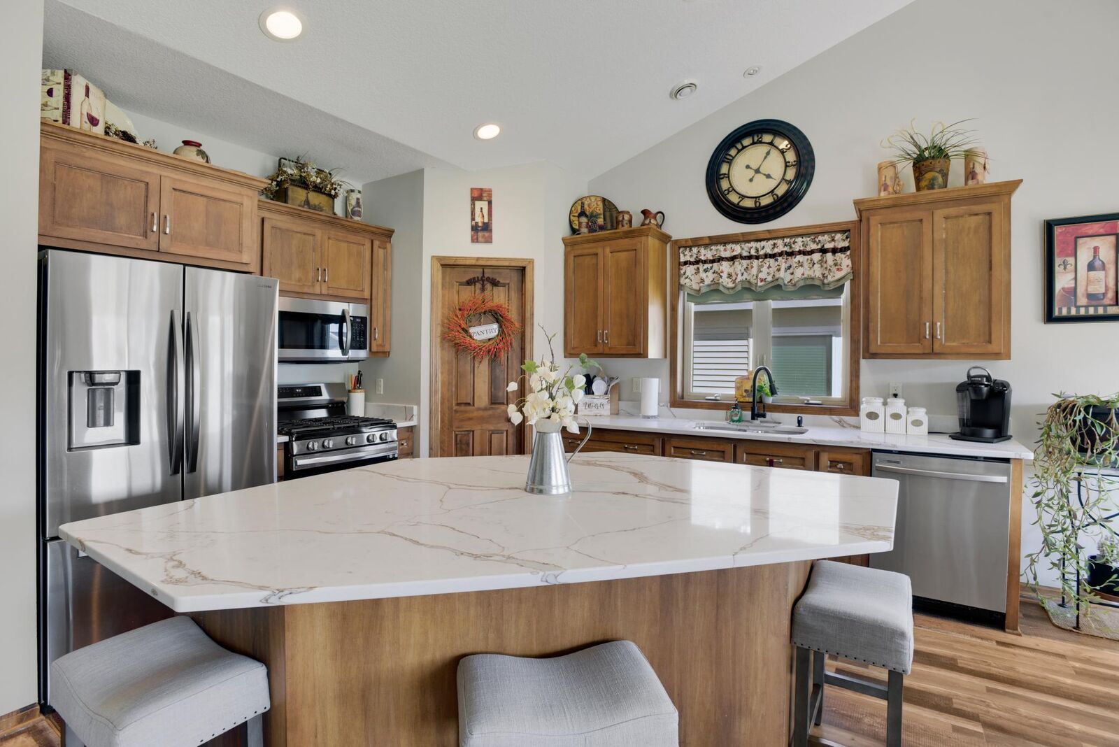 Property Photo: 9765 Saint Andrews Drive MN 55020