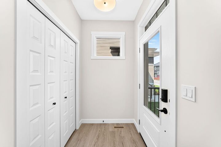 Property Photo: 1075 Bayview Crescent SW AB T4B 5N8
