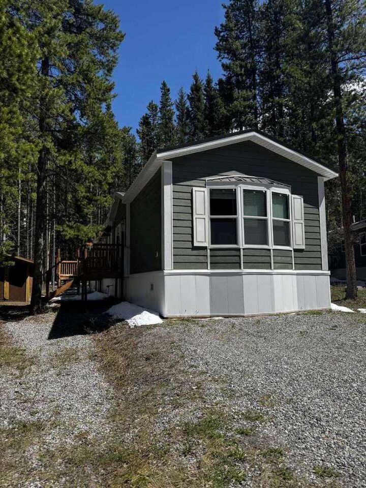 6 Mount Kidd Loop — photo 1