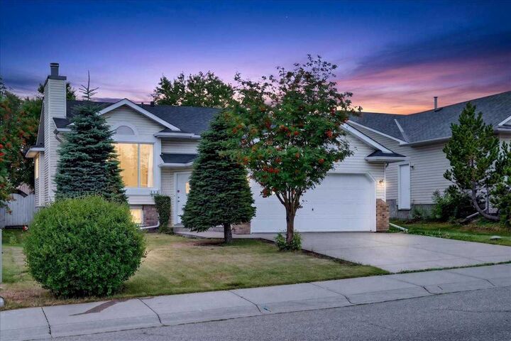 273 Sandarac Drive NW — photo 1