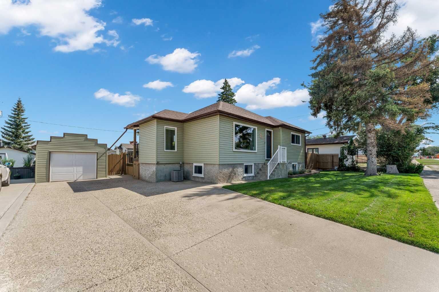 Property Photo: 6 5 Street NE AB T0J 2P0