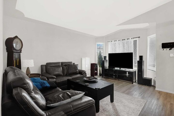 Property Photo: 9116 104 Avenue AB T8X 1E6