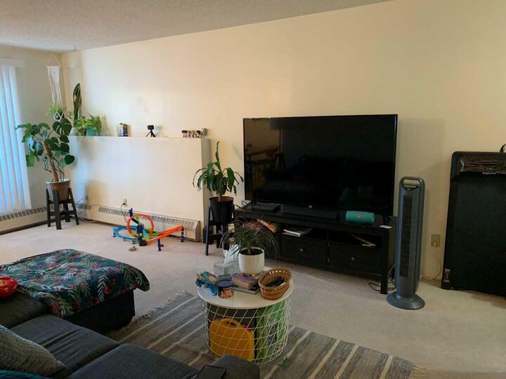 Property Photo:  35 Bennett Street 107  AB T4R 1V3 