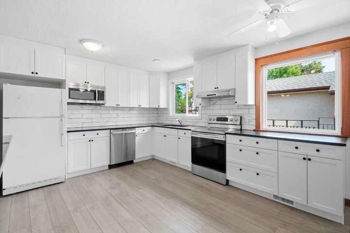 Property Photo:  3432 31A Avenue SE  AB T2B 0J1 
