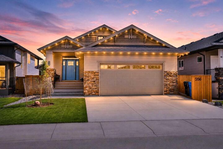 556 Riverhills Way W — photo 1