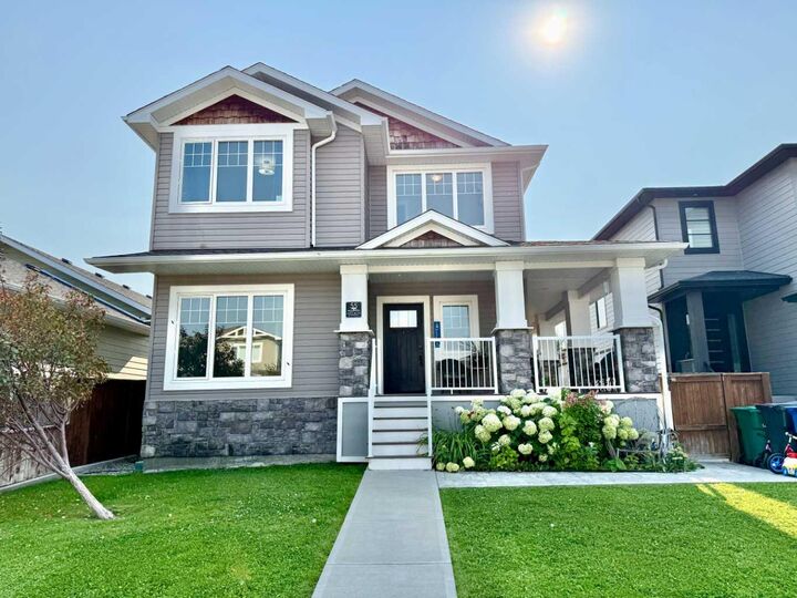 Property Photo: 55 Riverhurst Cove W AB T1K 6Y8