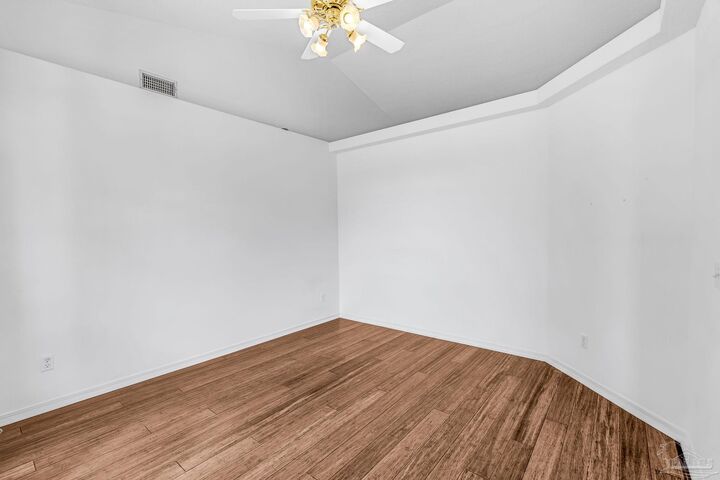Property Photo:  1764 Condor Dr  FL 32533 