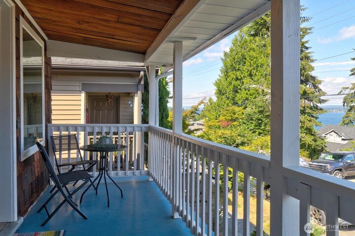 Property Photo:  1113  33rd Avenue S  WA 98144 