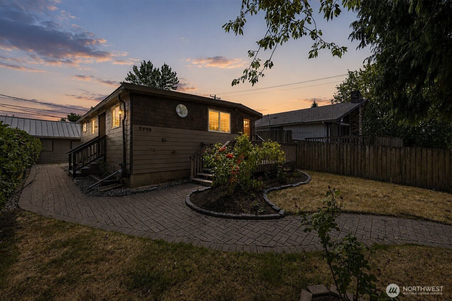 Property Photo: 7768 14th Avenue SW WA 98106