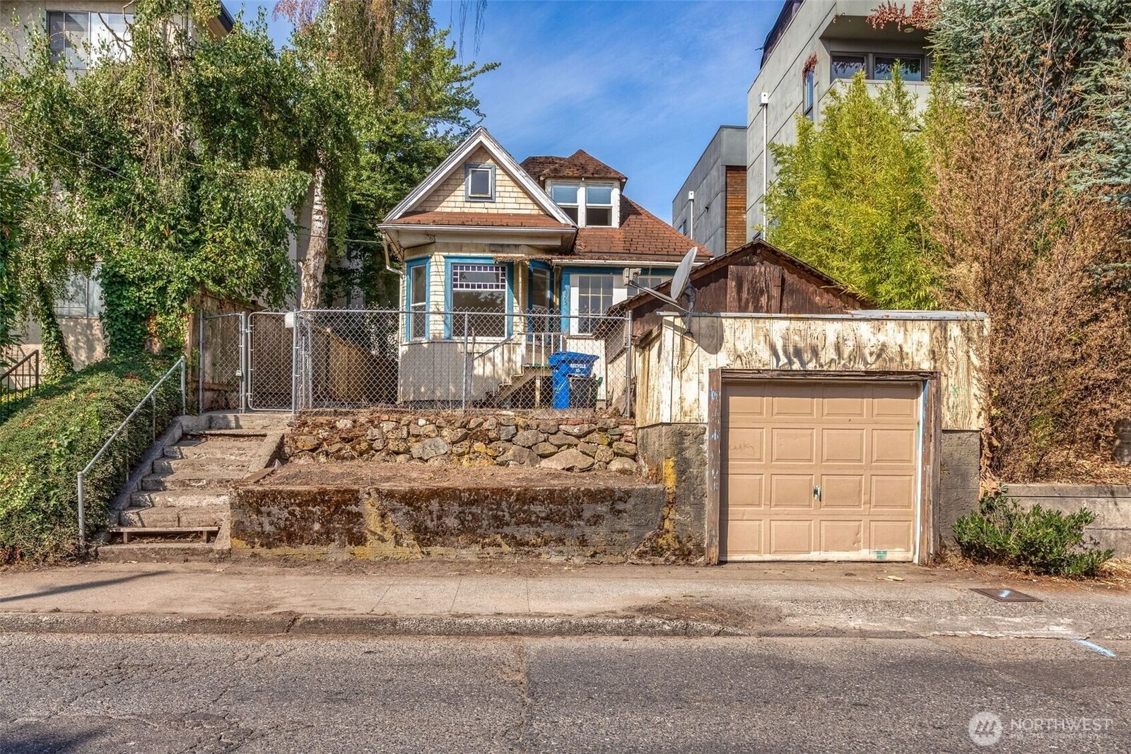 Property Photo:  1525  14th Avenue S  WA 98144 