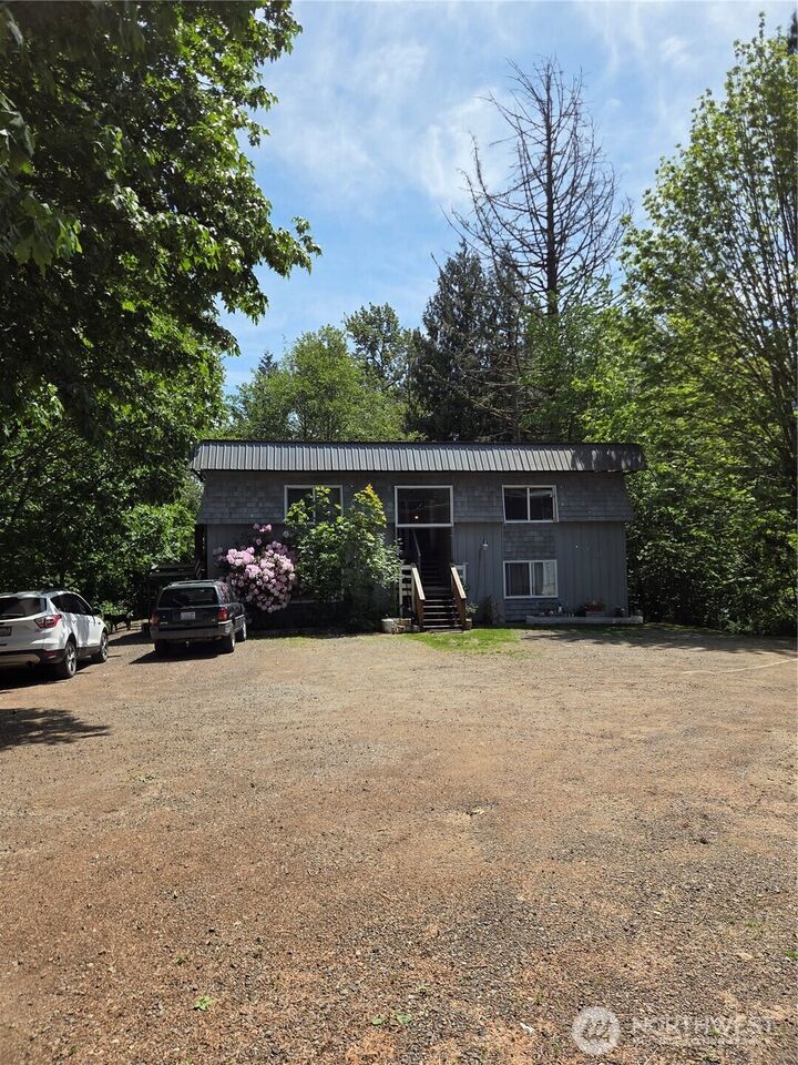 Property Photo:  198  Cherry Lane  WA 98356 