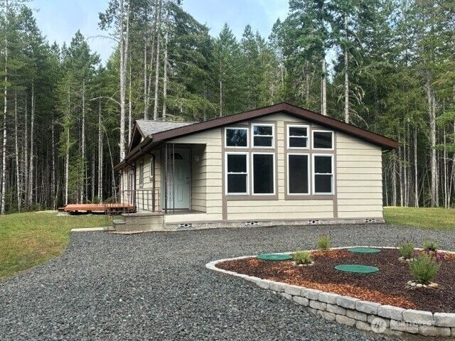 Property Photo:  797 NE Blacksmith Drive  WA 98528 