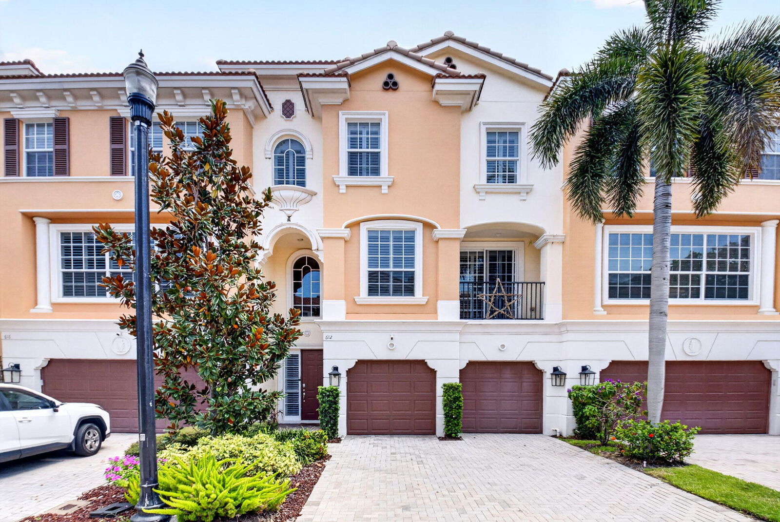 Property Photo: 612 NE Francesca Lane FL 33487