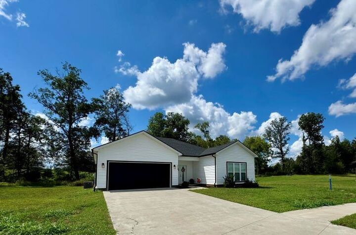 Property Photo:  3039 Gunsmoke Trail Way  KY 42164 