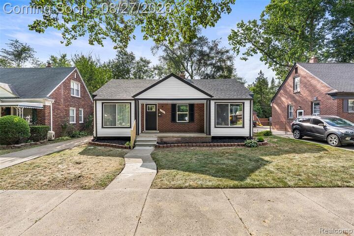 Property Photo:  11343 W Parkway Street  MI 48239 