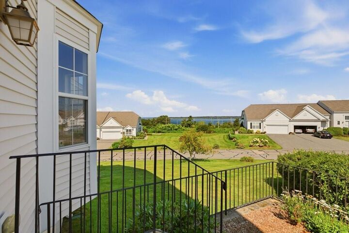 Property Photo:  264 Rolling Hill Road 264  RI 02871 