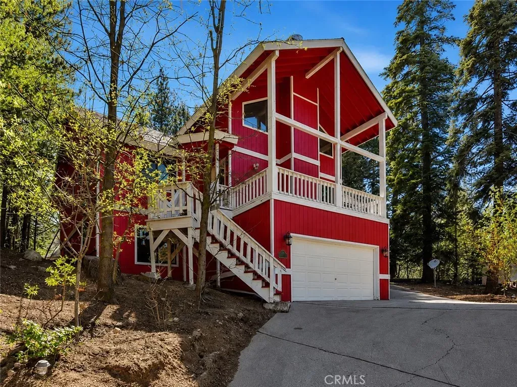 Property Photo:  27661 Canyon Drive  CA 92326 