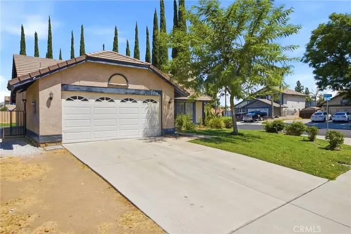 Property Photo: 25214 Desert Willow Drive CA 92553